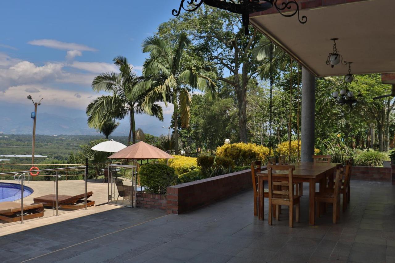 Hotel Tata Premium Pueblo Tapao Esterno foto