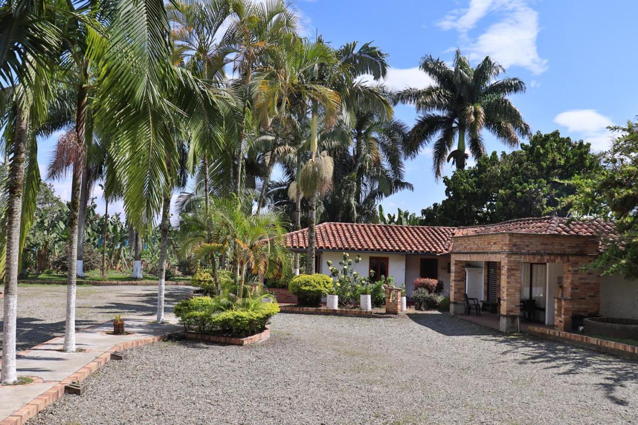 Hotel Tata Premium Pueblo Tapao Esterno foto