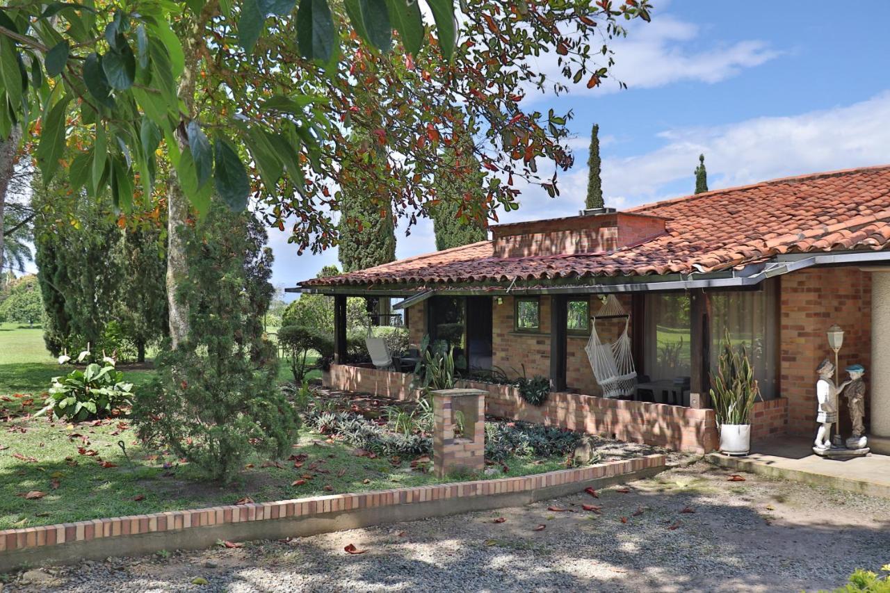 Hotel Tata Premium Pueblo Tapao Esterno foto
