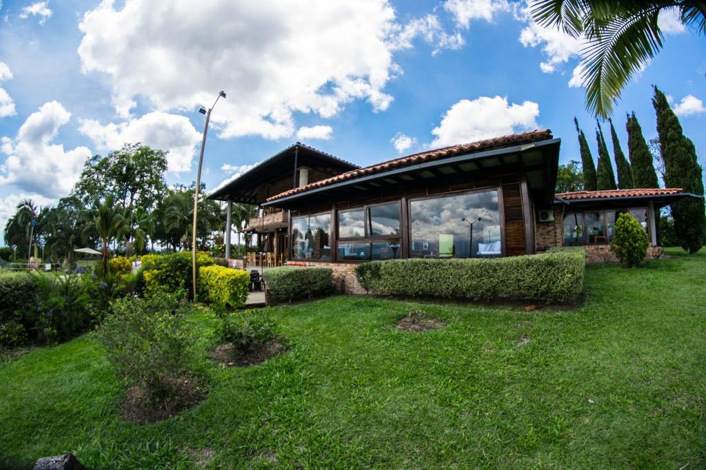 Hotel Tata Premium Pueblo Tapao Esterno foto