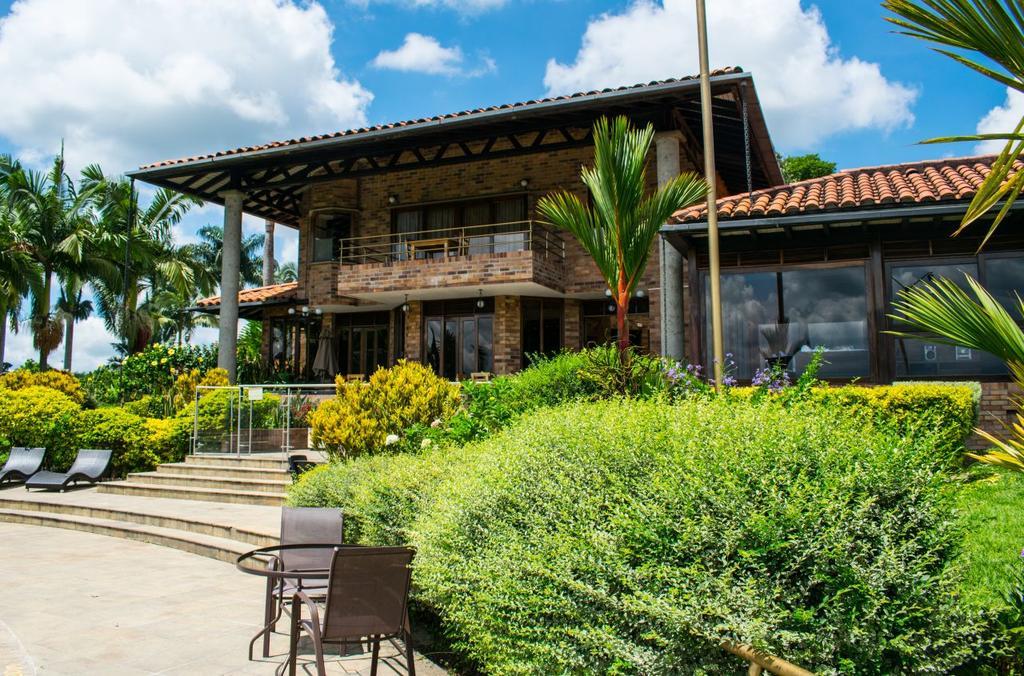 Hotel Tata Premium Pueblo Tapao Esterno foto