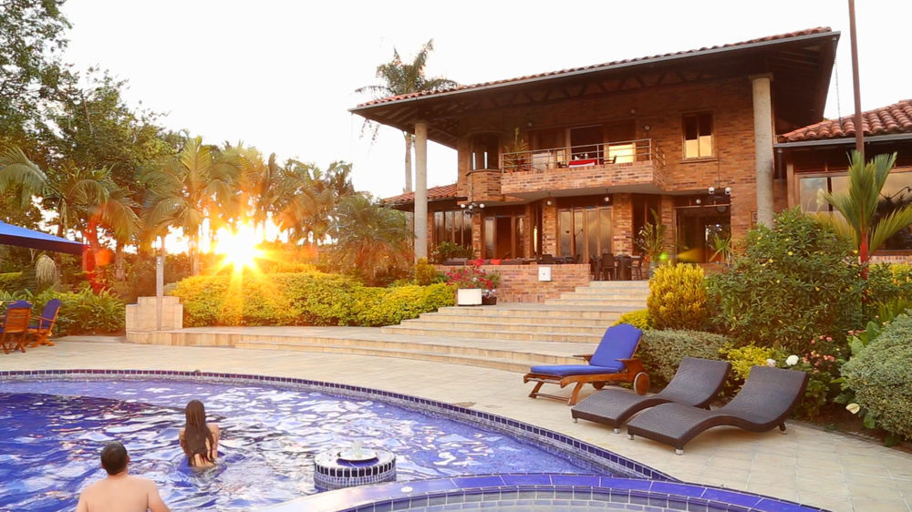 Hotel Tata Premium Pueblo Tapao Esterno foto